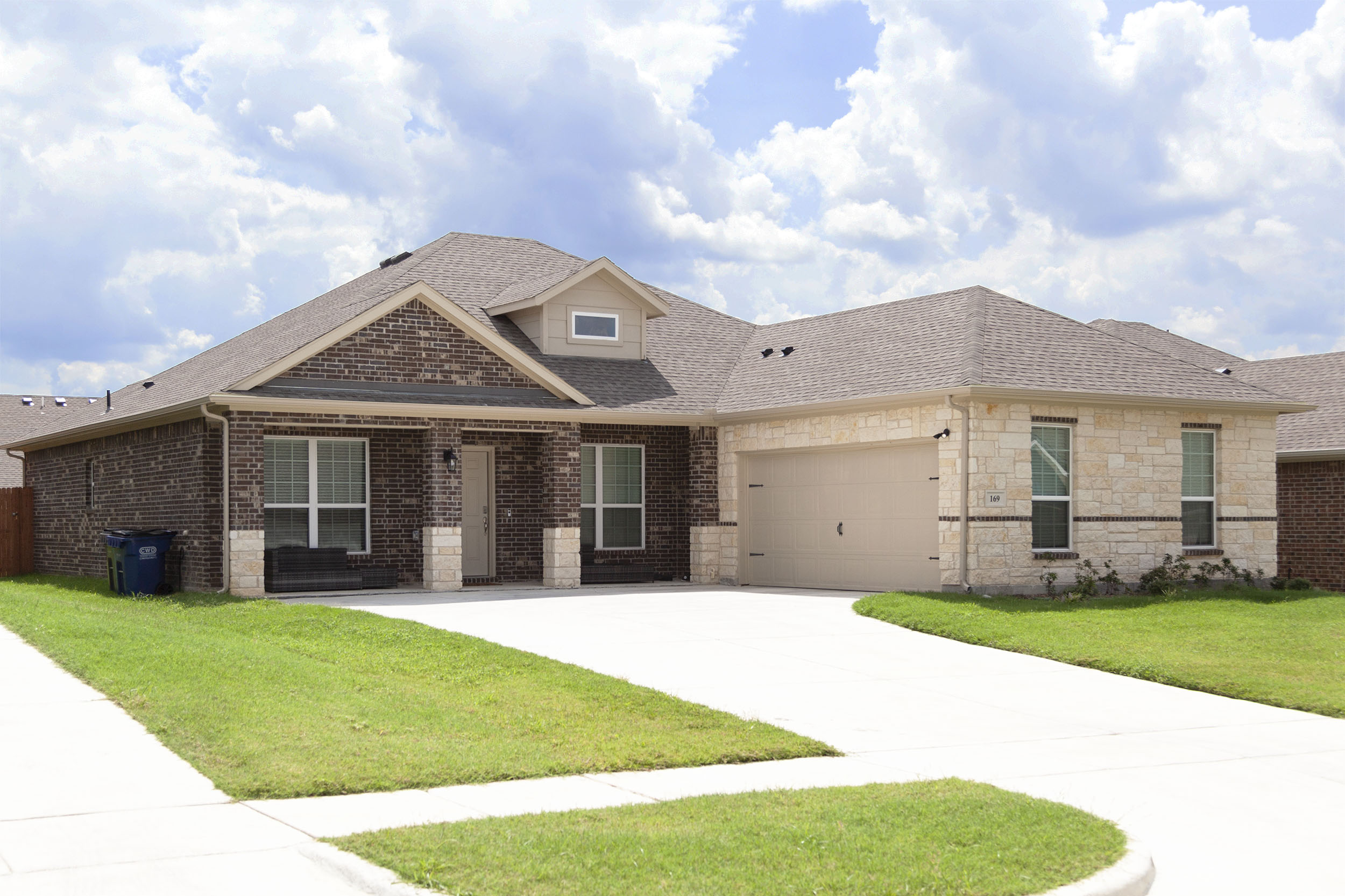 1458 Ponderosa Dr