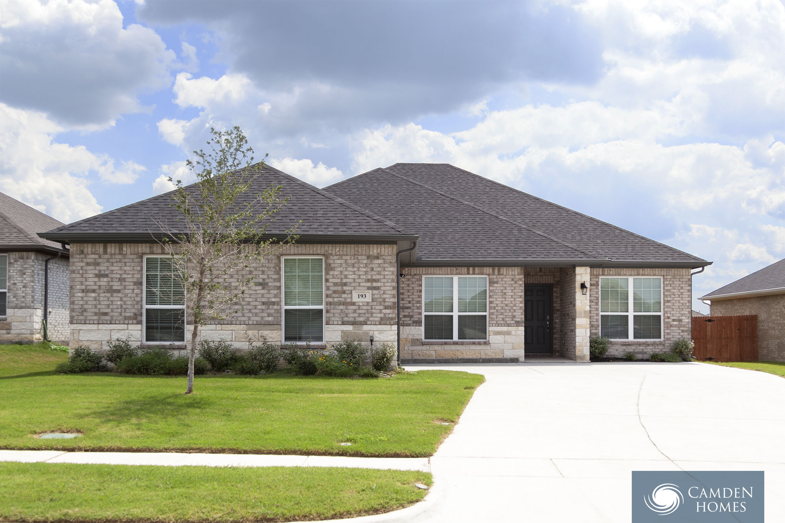 1483 Streamside Dr.