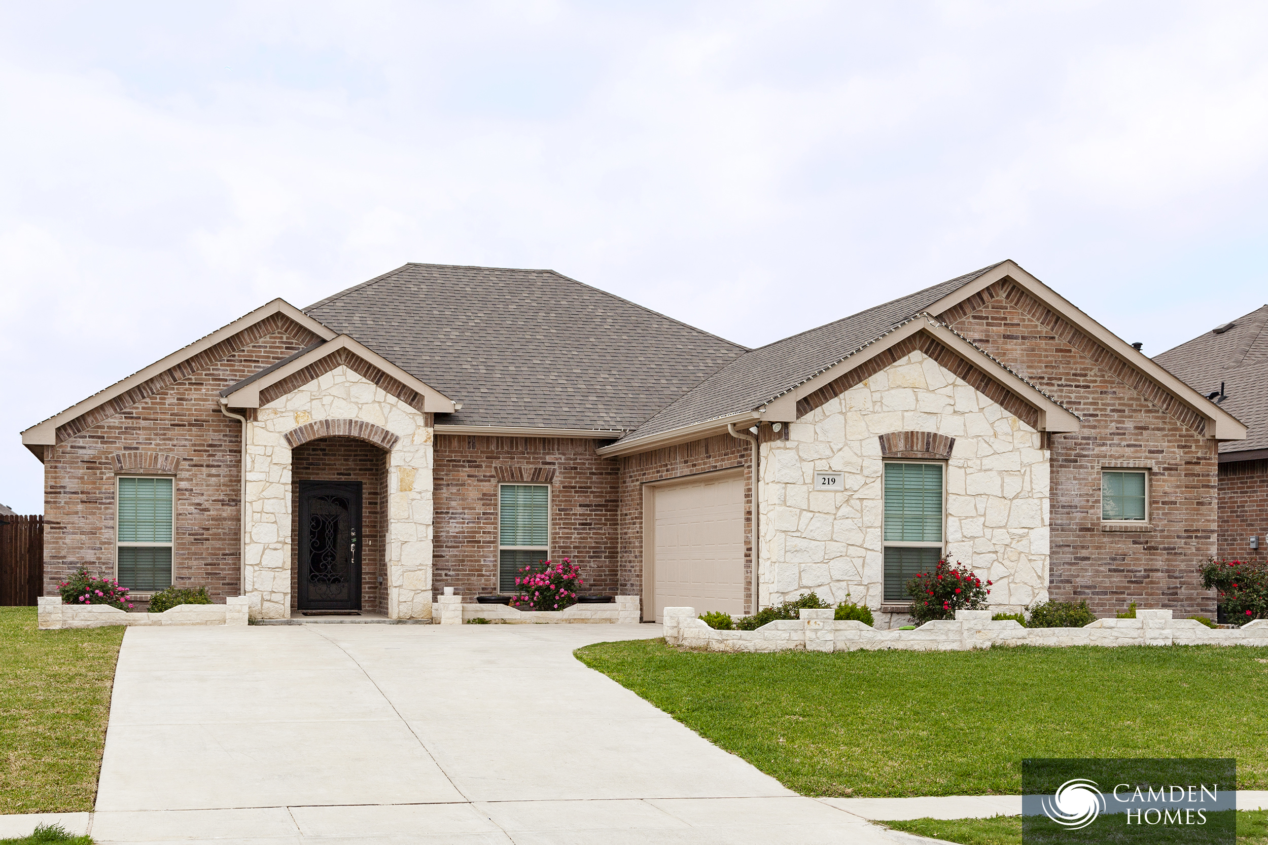 1462 Streamside Dr.
