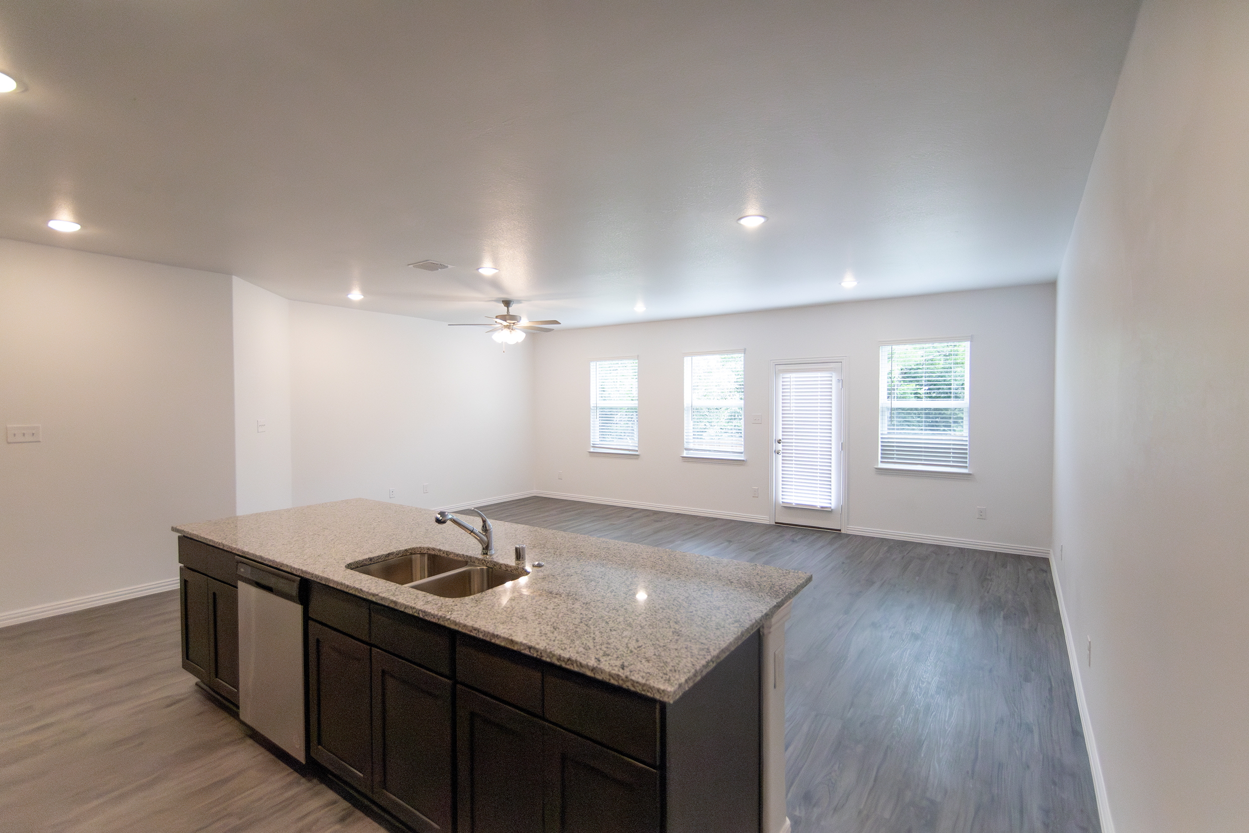 18667 County Road 4001